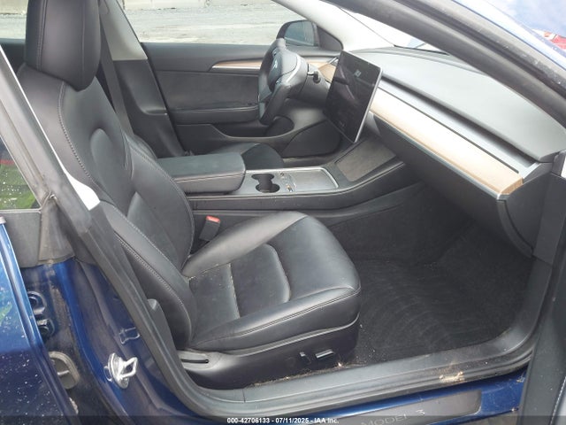 2022 TESLA MODEL 3 5YJ3E1EBXNF163570 Photo 4