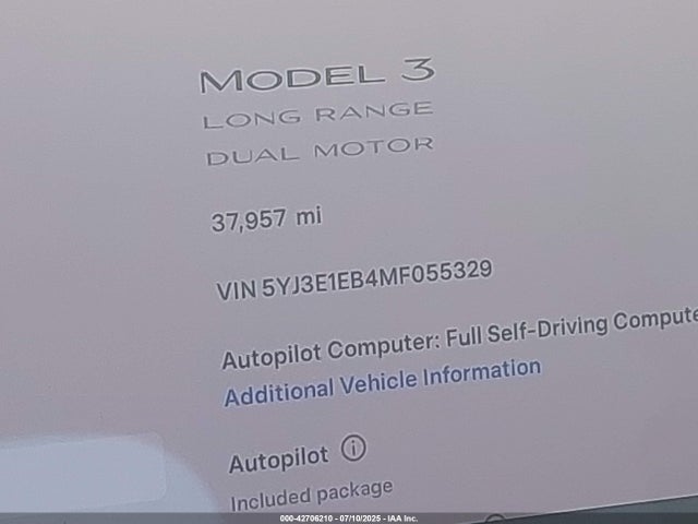 5YJ3E1EB4MF055329 Tesla 2021