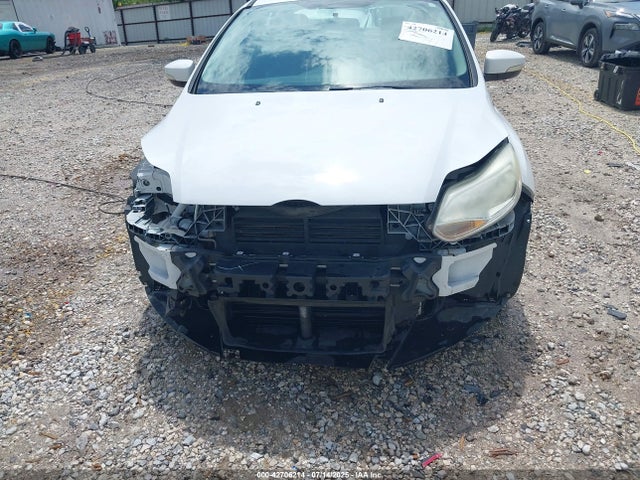 1FADP3F23EL182828 Ford Focus