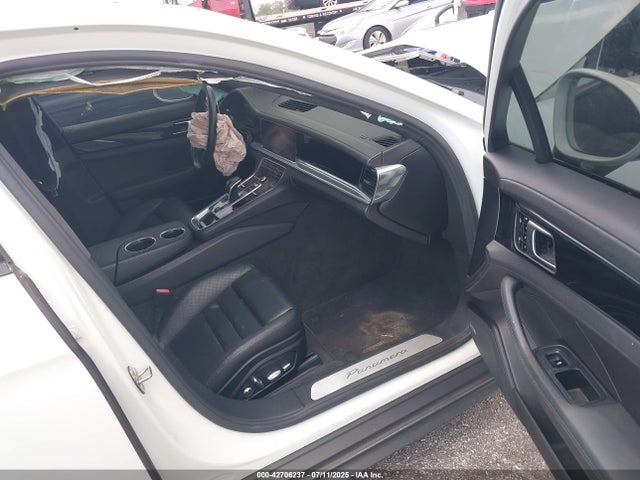 Porsche Panamera 2017 WP0AA2A73HL103786 Image 17