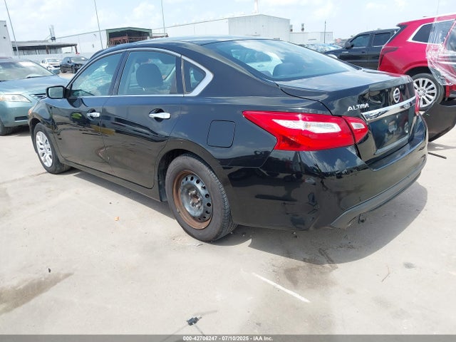 1N4AL3AP5GN347593 Nissan 2016
