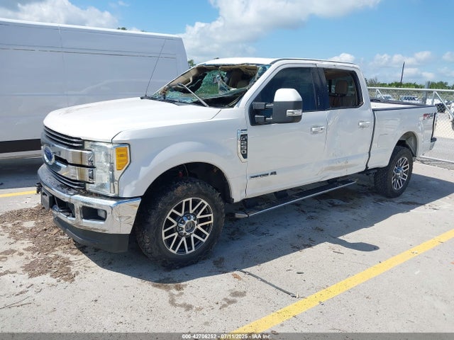 Ford 2017 2017 1FT7W2BTXHEB39888 Image 2