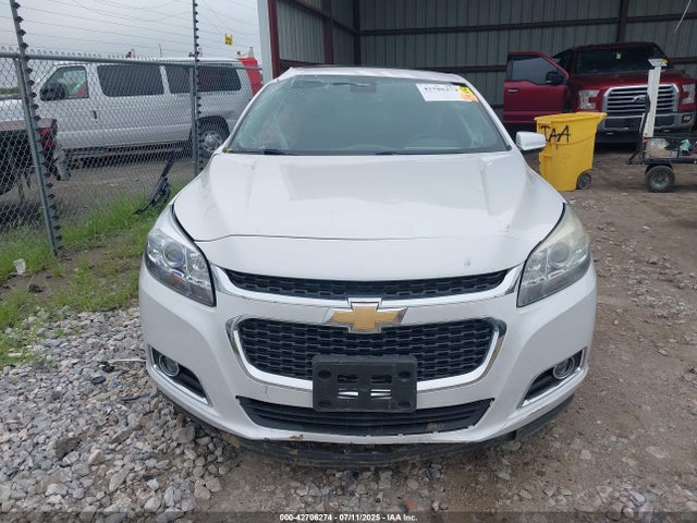 Chevrolet lkw 2015 1G11D5SL4FF179526 Image 12