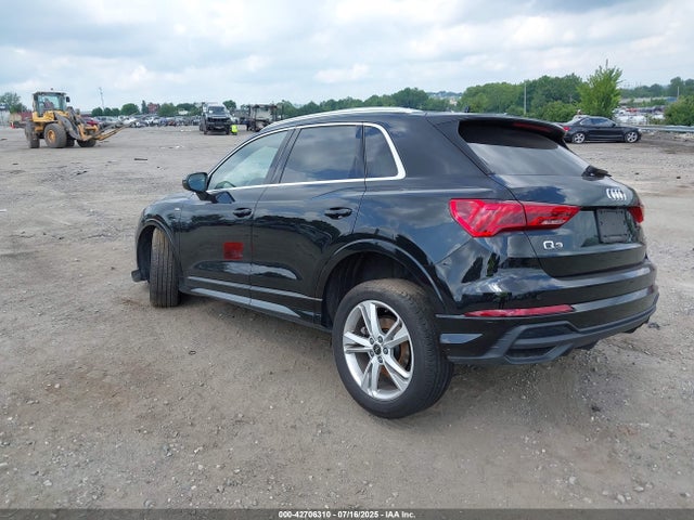 2023 AUDI Q3 WA1EECF39P1149791 Photo 2
