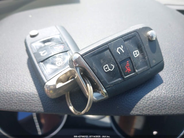 3VV3B7AX2MM108894 Volkswagen 2021