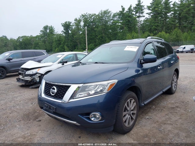 Nissan 2015 2015 5N1AR2MN4FC603838 Image 2