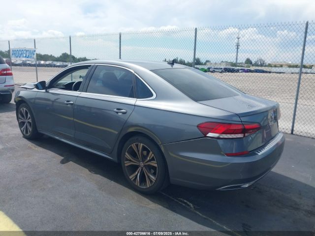2022 VOLKSWAGEN PASSAT 1VWSA7A37NC000782 Photo 2