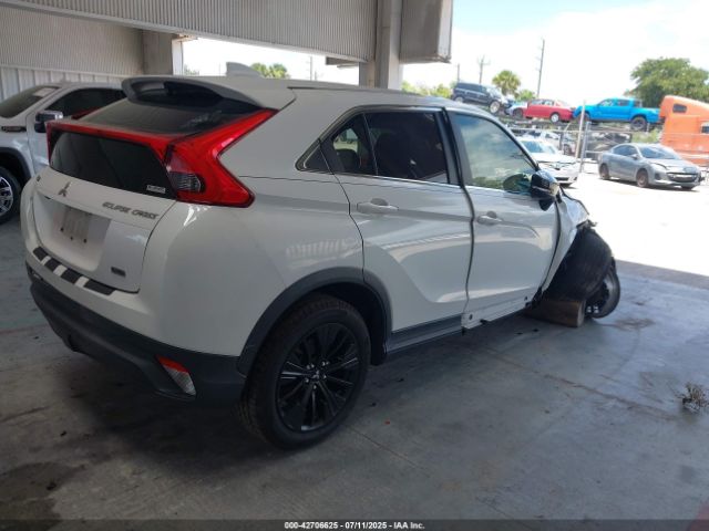 2018 MITSUBISHI ECLIPSE CROSS JA4AT4AA3JZ045208 Photo 3