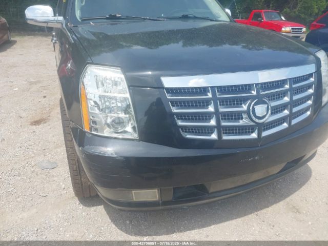 2011 CADILLAC ESCALADE ESV 1GYS4HEF9BR151601 Photo 5