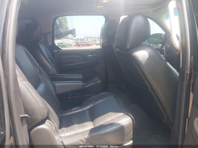 2011 CADILLAC ESCALADE ESV 1GYS4HEF9BR151601 Photo 7