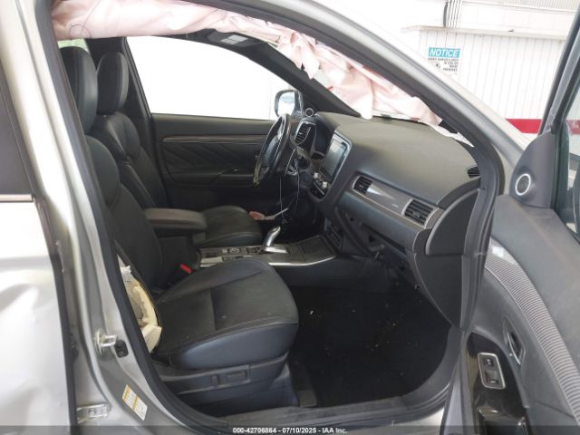 2020 MITSUBISHI OUTLANDER PHEV JA4J24A59LZ009774 Photo 4