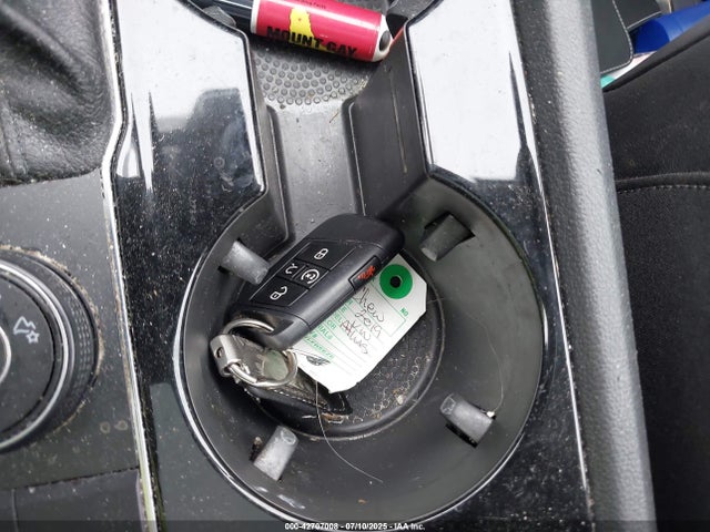 Volkswagen 2019 2019 1V2TR2CAXKC552687 Image 11
