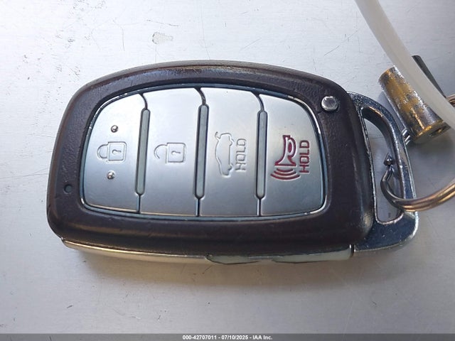 5NPE34AFXHH584008 Hyundai 2017