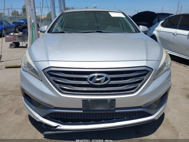 5NPE34AFXHH584008 Hyundai 2017