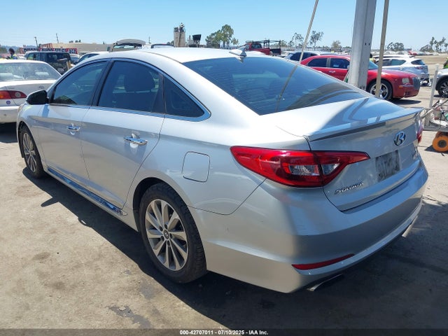 5NPE34AFXHH584008 Hyundai 2017
