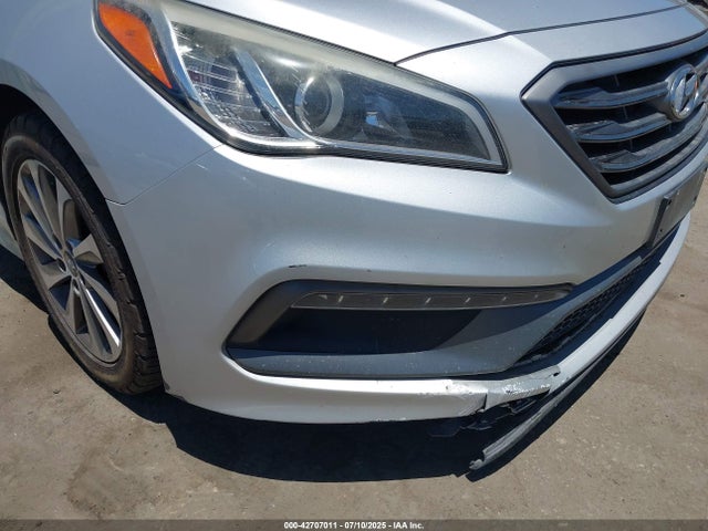5NPE34AFXHH584008 Hyundai 2017