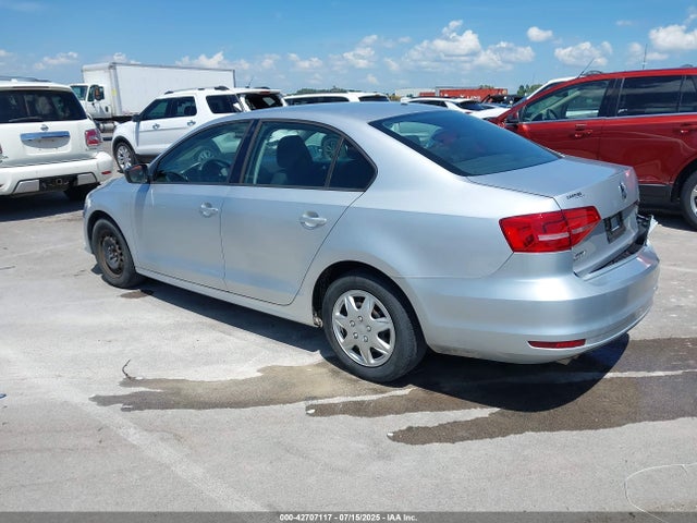 3VW2K7AJ1FM293588 Volkswagen 2015