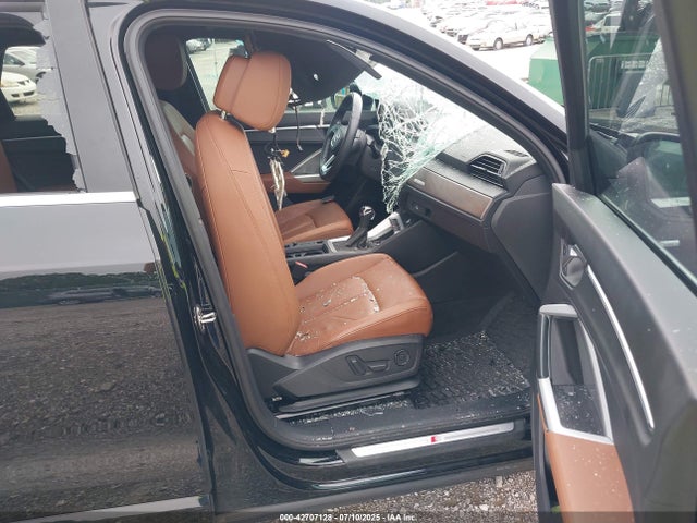2020 AUDI Q3 WA1FECF37L1080789 Photo 4