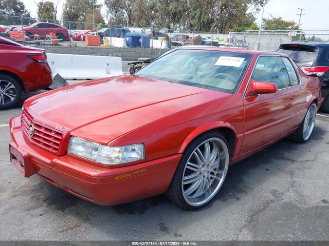 1999 CADILLAC ELDORADO 1G6ET1290XU611439 Photo 1