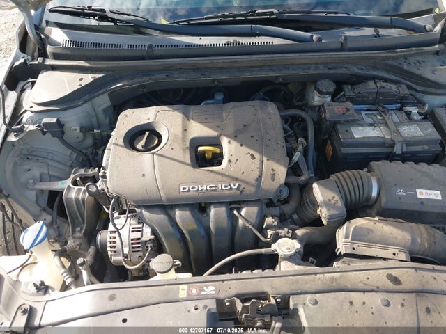 Hyundai 2017 2017 5NPD84LF5HH025671 Image 10
