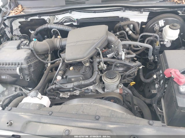 5TFAX5GN1KX136629 Toyota 2tr-fe