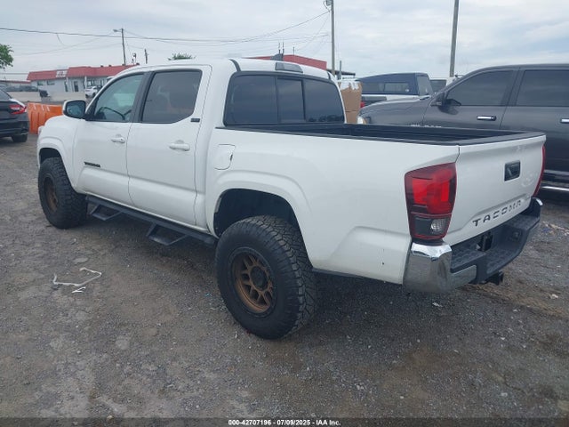 5TFAX5GN1KX136629 Toyota 2tr-fe