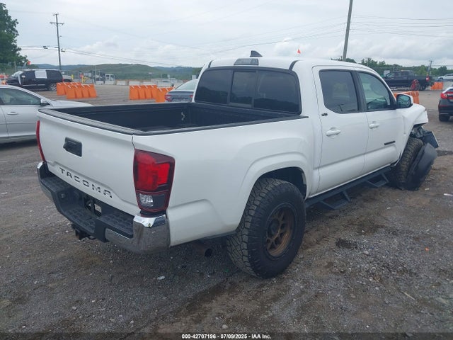 5TFAX5GN1KX136629 Toyota 2tr-fe