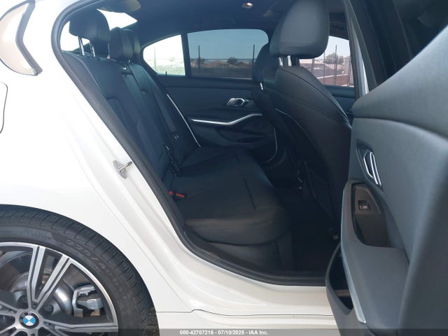 3MW5R1J08L8B09720 BMW 330I