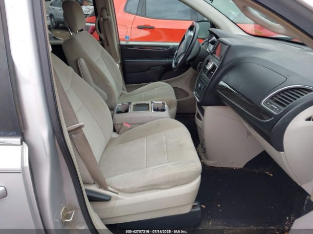 2011 CHRYSLER TOWN & COUNTRY 2A4RR5DG3BR624976 Photo 4