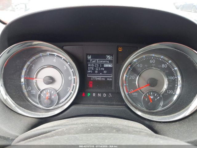 2011 CHRYSLER TOWN & COUNTRY 2A4RR5DG3BR624976 Photo 6