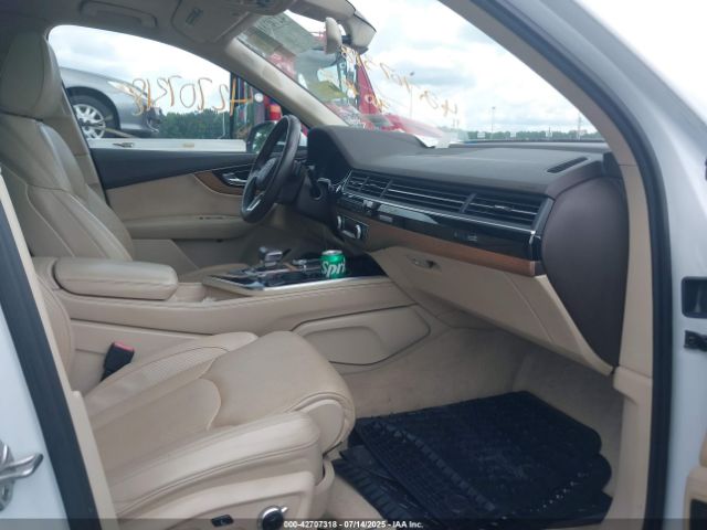 2017 AUDI Q7 WA1VAAF74HD008517 Photo 4