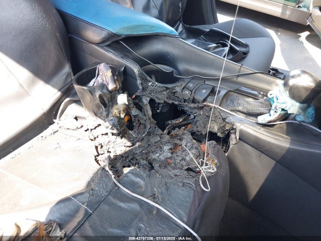 JTNKHMBX6M1113711 Toyota 3zr-fae