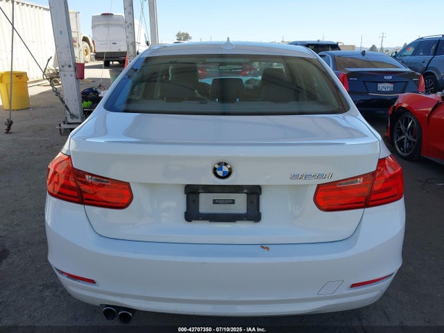 BMW 2015 2015 WBA3C1C52FP852770 Image 15