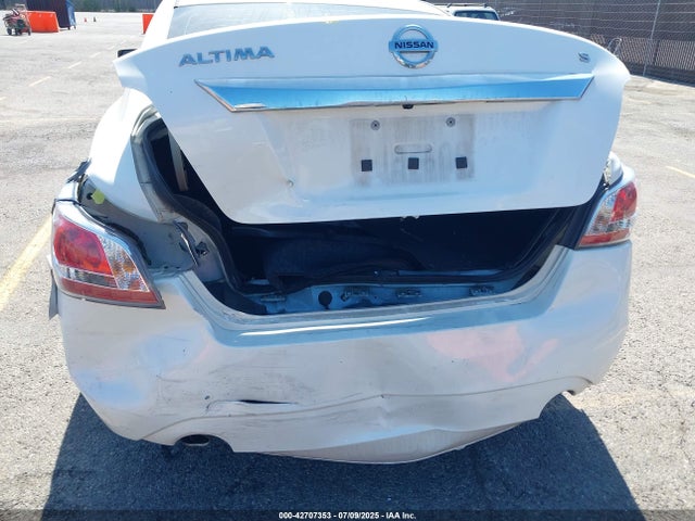 1N4AL3AP6FN347732 Nissan 2015