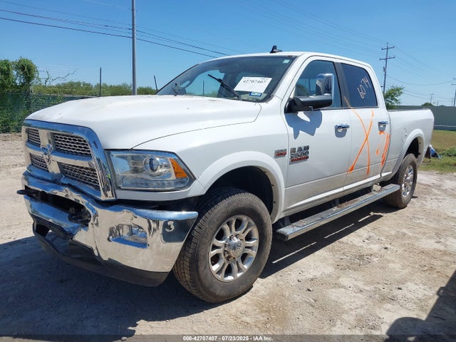 RAM 2015 2015 3C6UR5FJ2FG632451 Image 2
