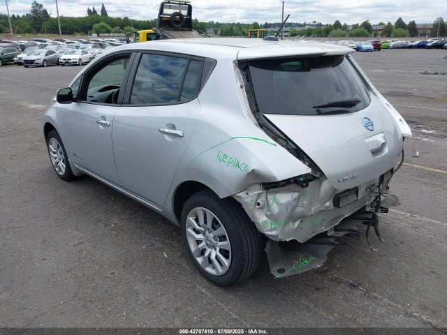 1N4AZ0CP5FC308152 Nissan Leaf