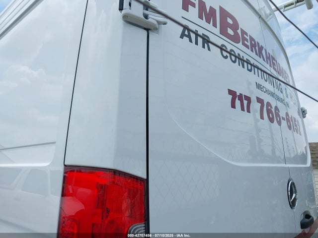 W1Y5NCHY8RT189202 Mercedes-Benz om654