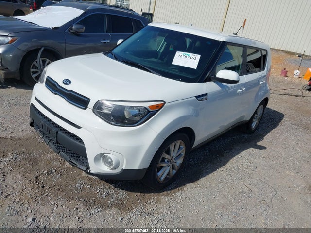 KIA g 2018 KNDJP3A56J7565423 Image 2