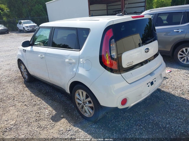 KIA g 2018 KNDJP3A56J7565423 Image 3