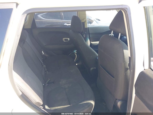 KIA g 2018 KNDJP3A56J7565423 Image 8