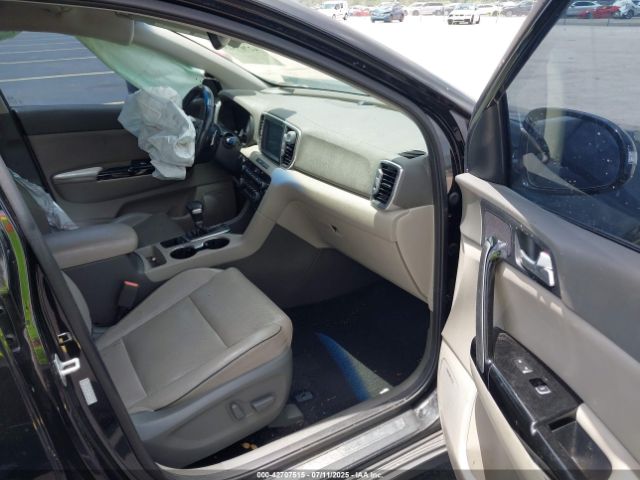 2017 KIA SPORTAGE KNDPR3A62H7154480 Photo 4