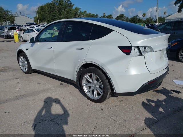 2023 TESLA MODEL Y 7SAYGDEEXPA038907 Photo 2
