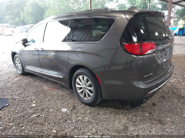 2C4RC1EG6JR291864 Chrysler 2018