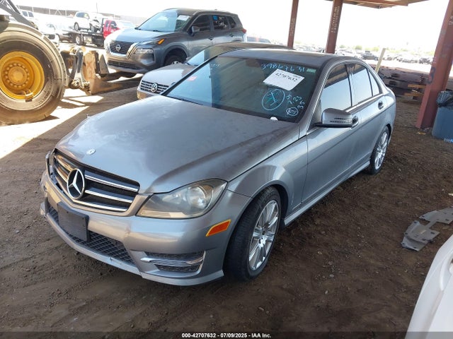 WDDGF4HB8EA960507 Mercedes-Benz C-Class