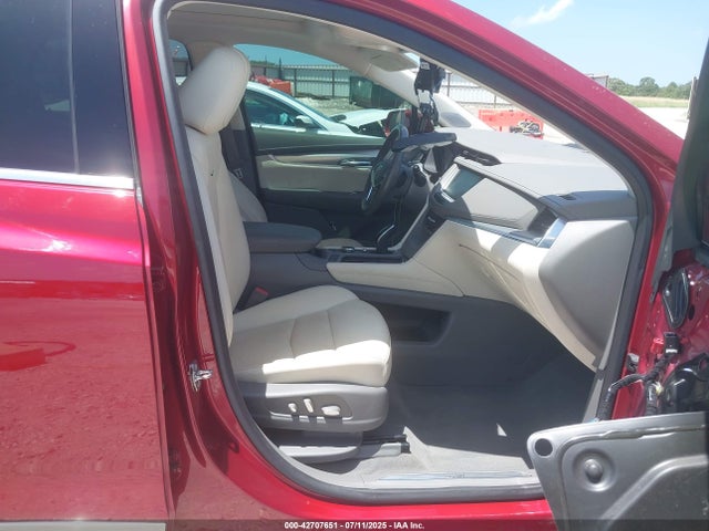 1GYKNCRS6LZ220849 Cadillac lgx