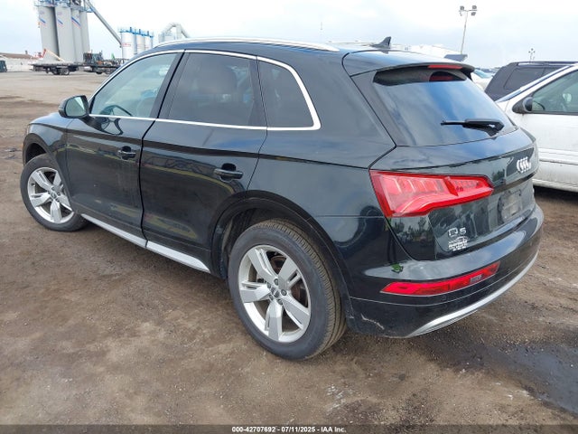2019 AUDI Q5 WA1BNAFY1K2034656 Photo 2