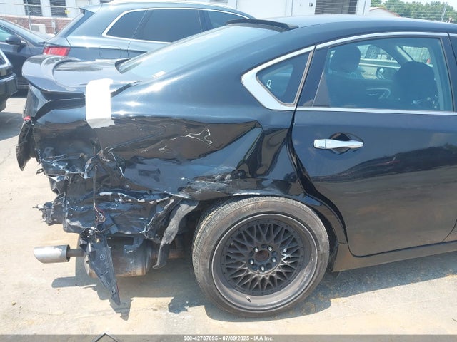1N4AL3AP5GC251104 Nissan 2016