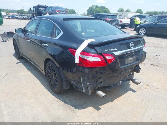 1N4AL3AP5GC251104 Nissan 2016