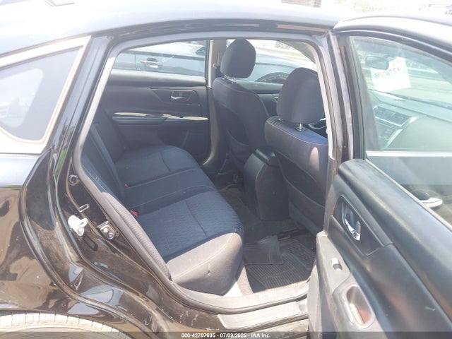 1N4AL3AP5GC251104 Nissan 2016