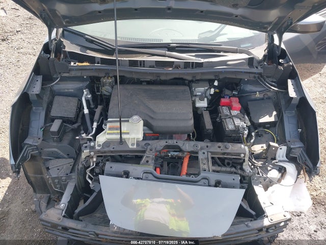 Nissan Leaf 2024 1N4AZ1BV1RC551225 Image 10